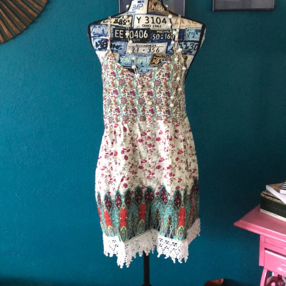 ONE LEFT ☀️New Summer Romper ☀️SMALL - Picture 3 of 4